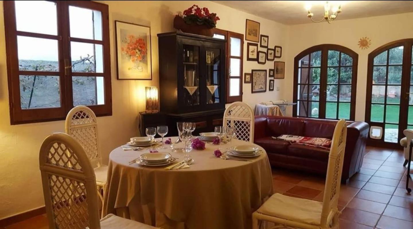 Il Giardino Di Frafa Apartment Quartu Sant'Elena Ngoại thất bức ảnh